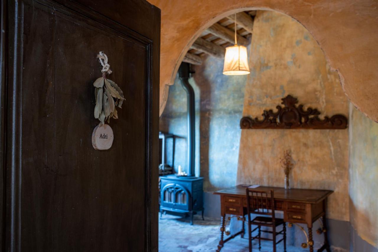 Gasthaus Ca N'Heras Canet de Adri Exterior foto